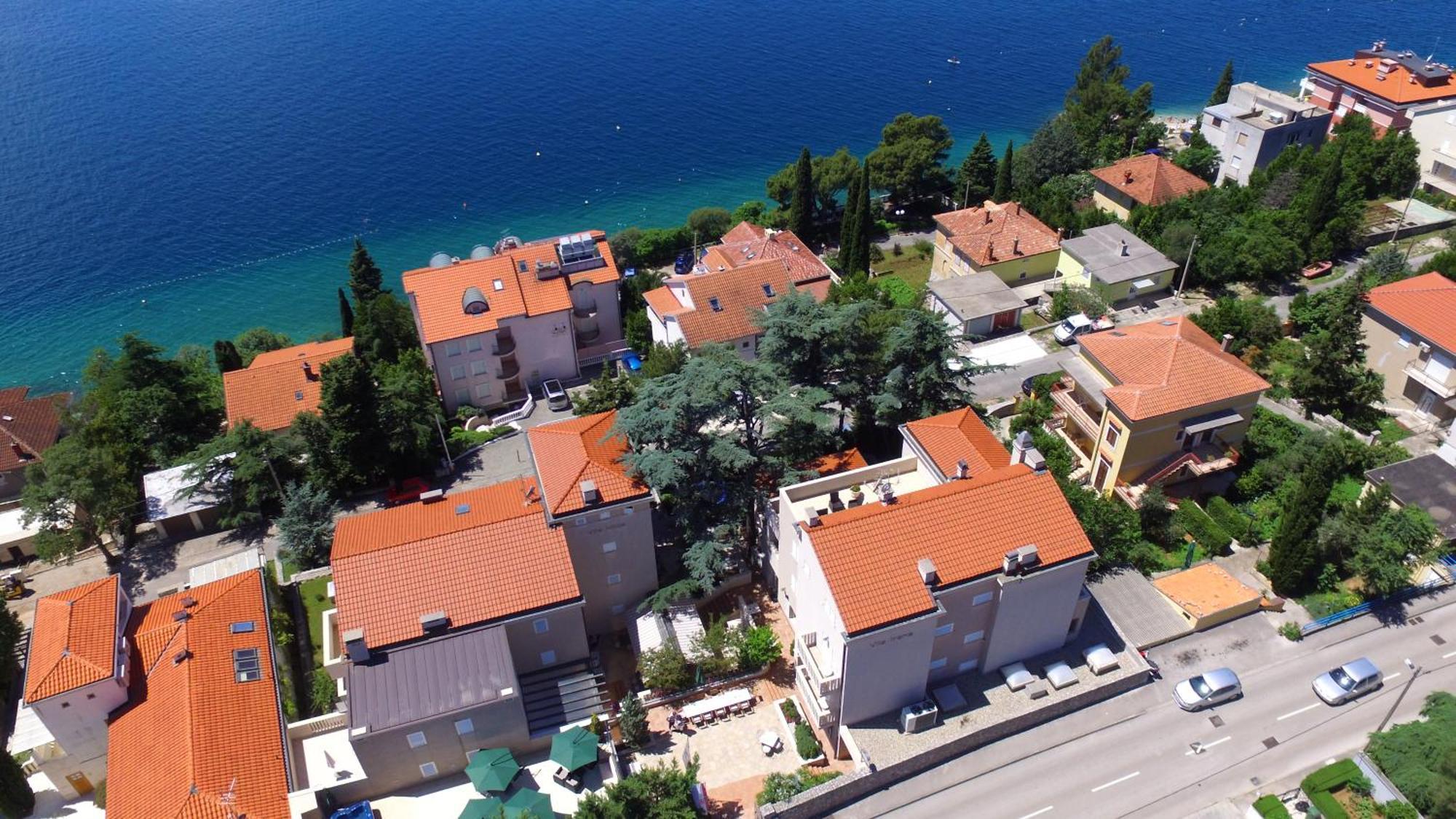 Hotel Abalone Цриквеница Экстерьер фото