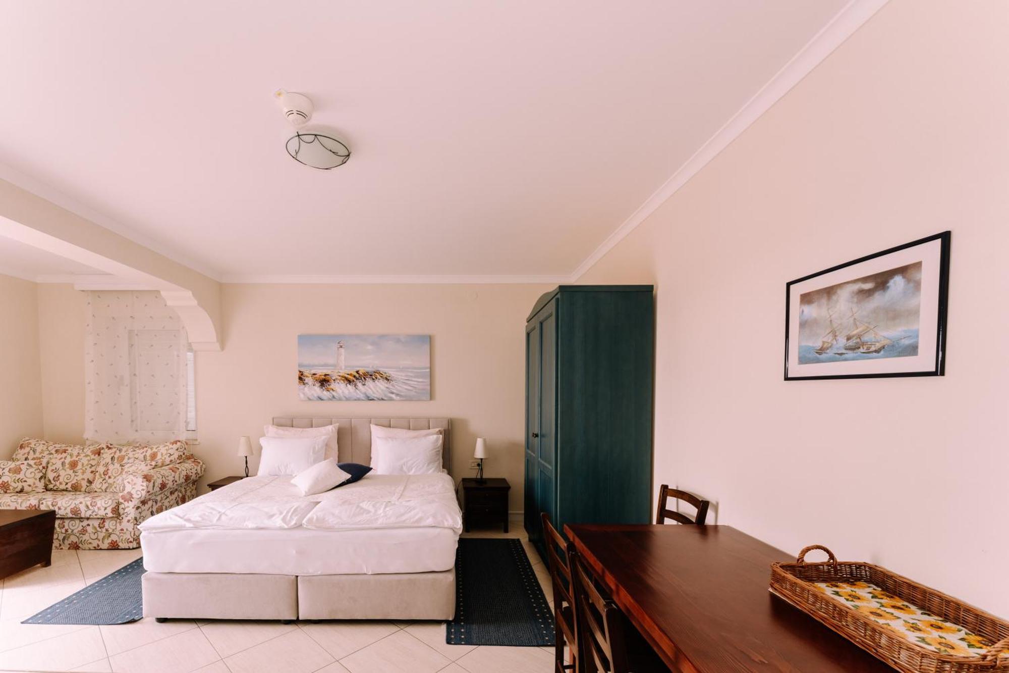 Hotel Abalone Цриквеница Экстерьер фото